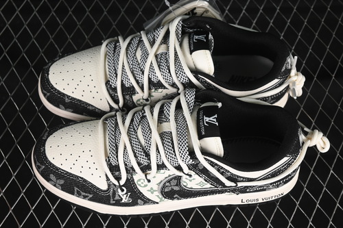 Nike SB Dunk Low x LV YX5066-3202