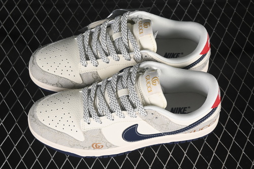 Nike SB Dunk Low x GUCCI FC1688-225